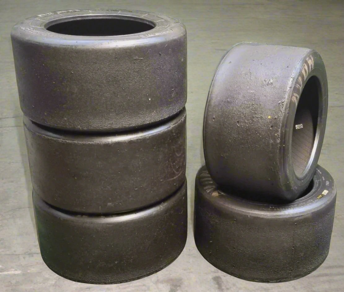 Avon 15.0/26.0/13 Slick Racing Tyres