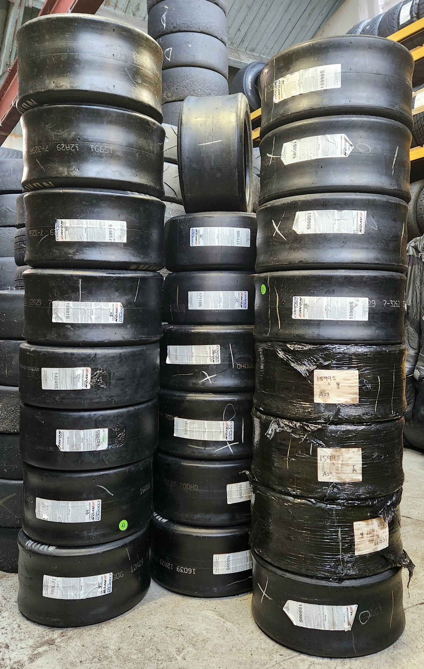 Avon 14.0/27./16 Wet Racing Tyres. New.