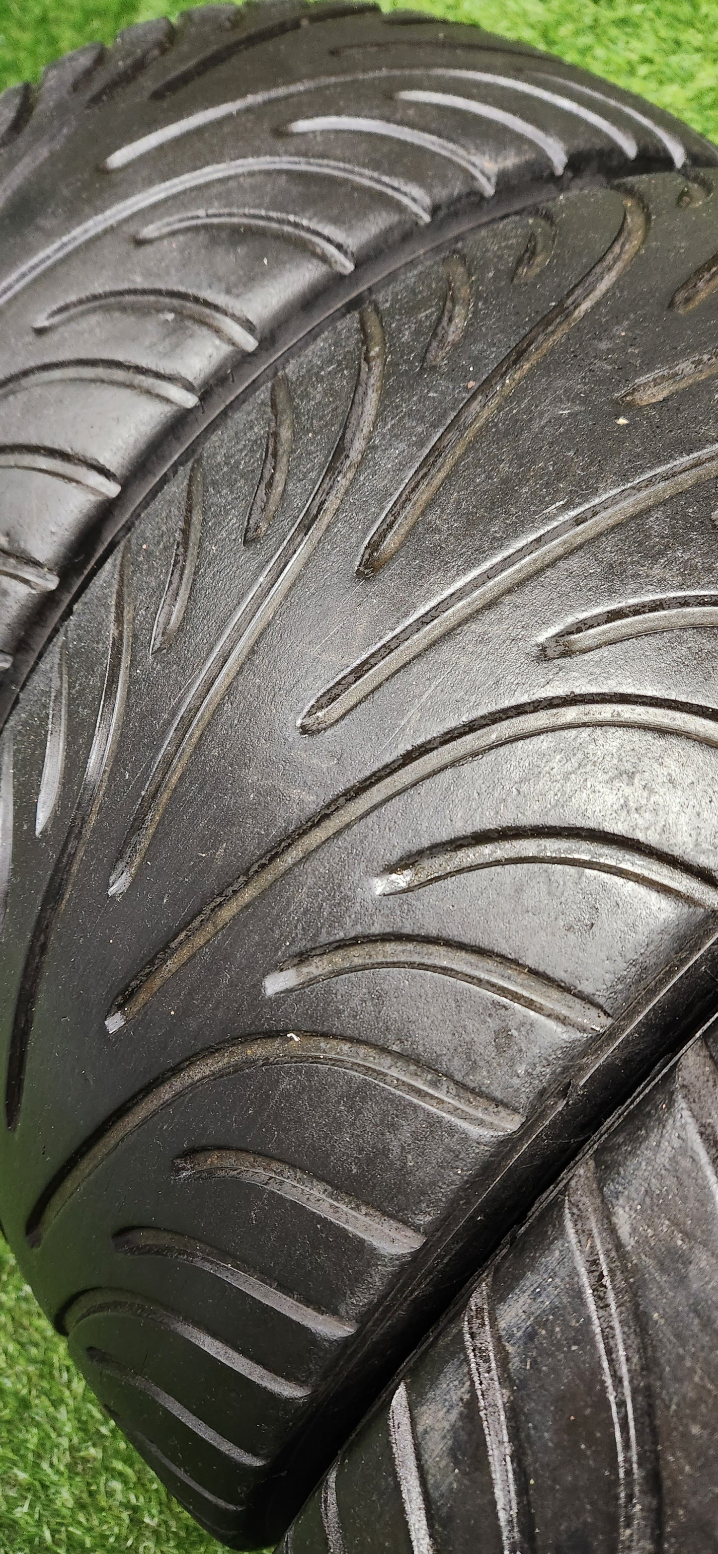 Goodyear (Dunlop) 185/58/15 Wet Racing Tyres - Set of 4 (195/50/15)