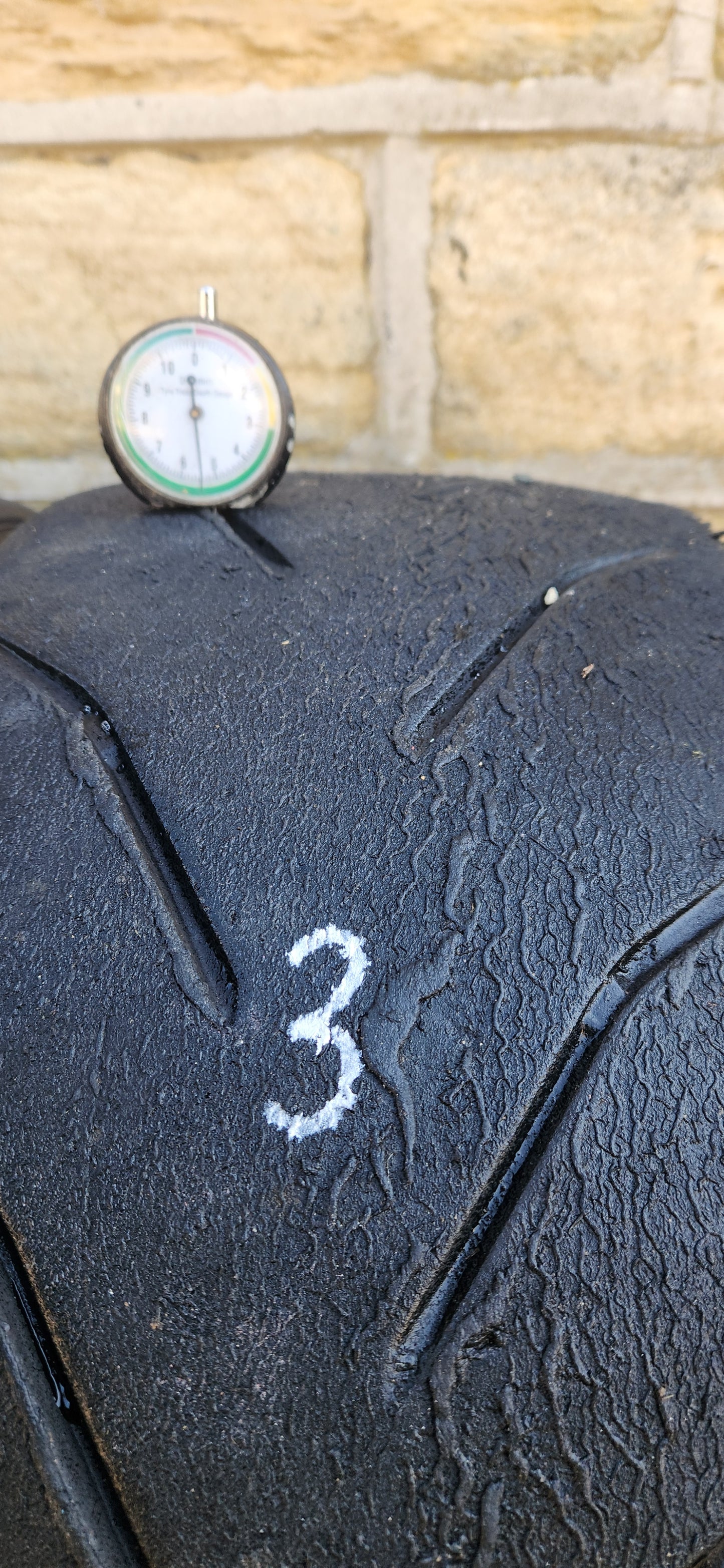 Avon ZZR 215/55/R13 Semi-Slick Road Legal Trackday tyres - PAIR 03