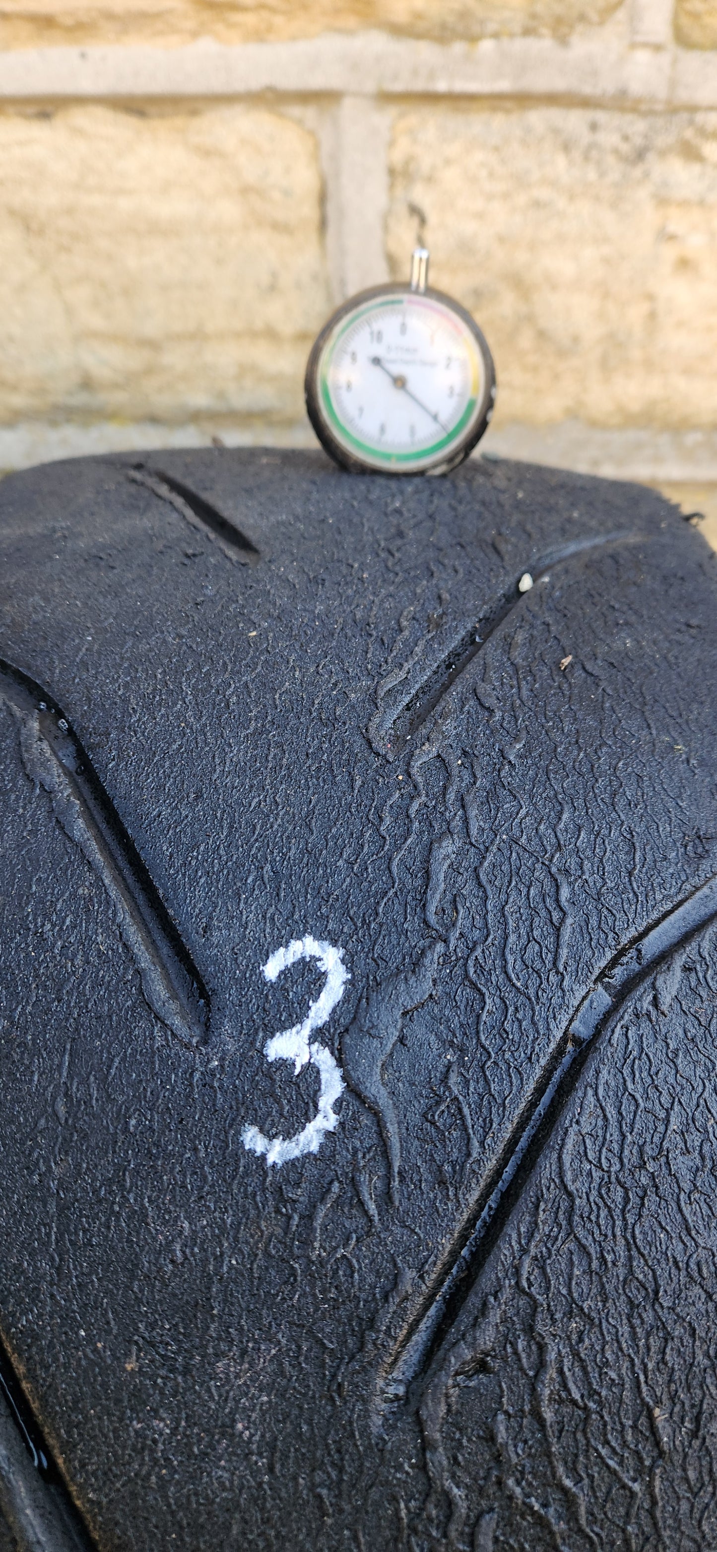 Avon ZZR 215/55/R13 Semi-Slick Road Legal Trackday tyres - PAIR 03