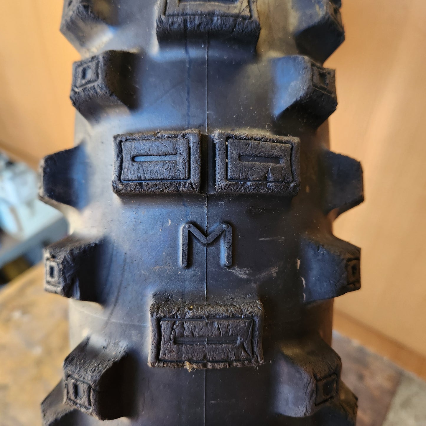 Michelin Enduro Medium 140/80/18 M/C70R (U14)
