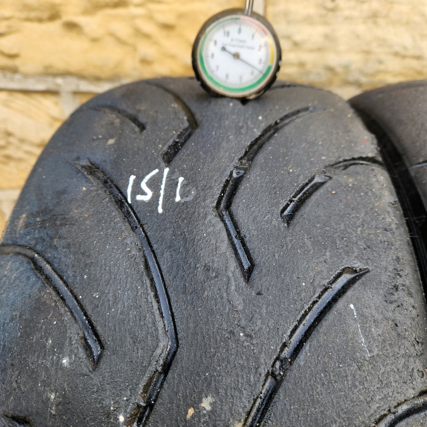 Dunlop 195/50/15 Direzza DZ03G Semi Slicks. Set 1