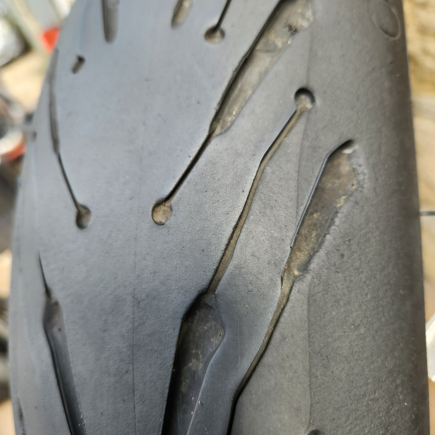 Michelin Road Trail 5 2CT+ 150/70R17. U30