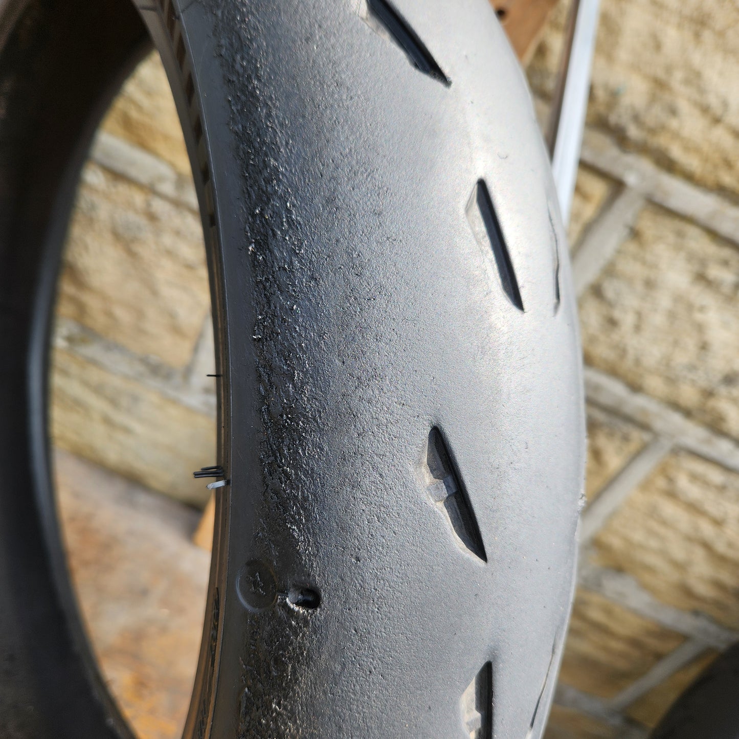 Michelin Power Cup 2 120/70R17. U33