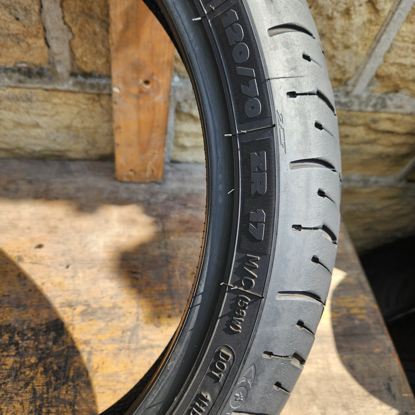 Michelin 2CT 120/70/17 58W (U44)