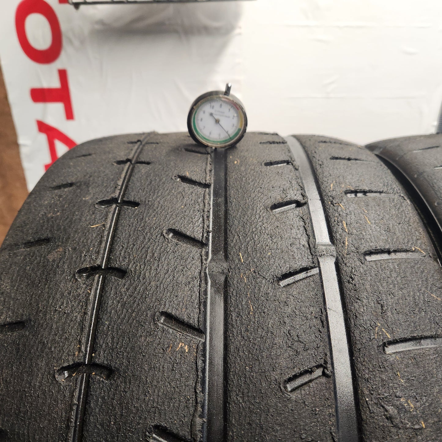 Yokohama A052 295/30/18 Trackday Tyres - Pair 01