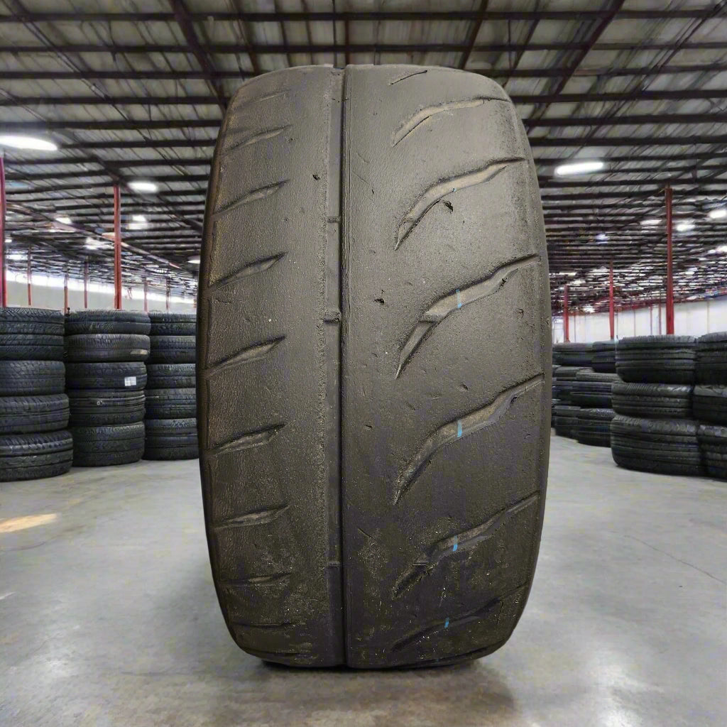 Toyo R888R 255/35/18 Semi Slicks (One Only)