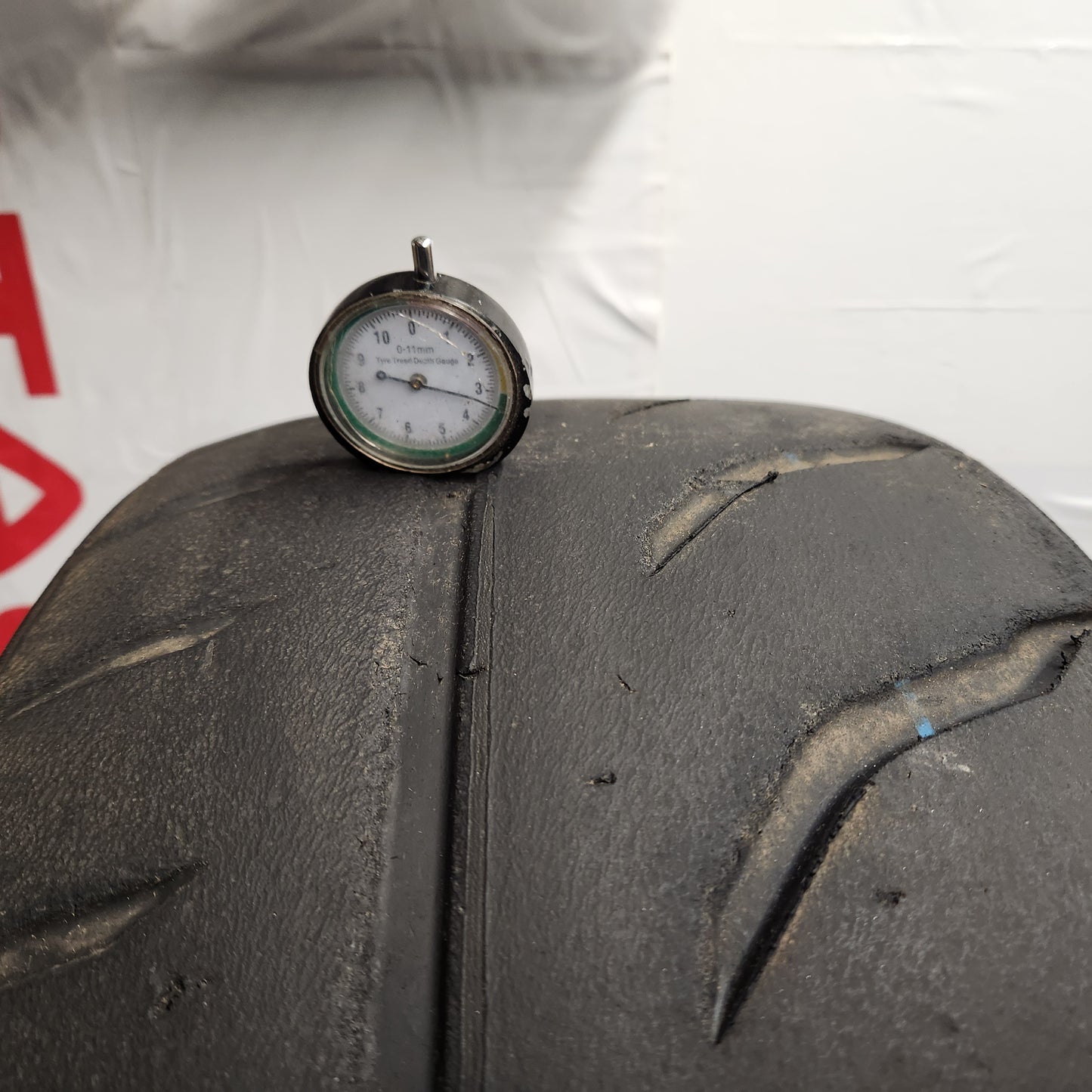 Toyo R888R 255/35/18 Semi Slicks (One Only)