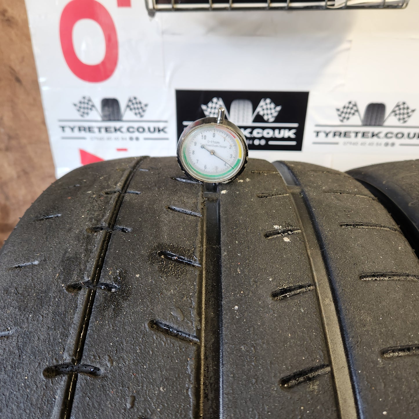 Yokohama AO52 265/35/18 Trackday / Semi Slick Tyres (Pair 2)