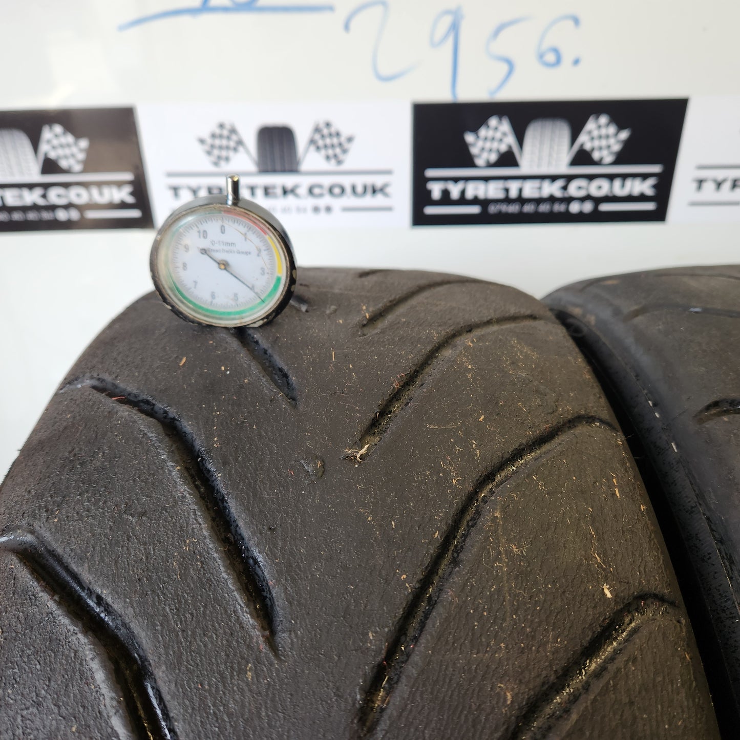 Avon ZZR 215/40/17 Semi Slick Trackday Tyres. (Set of 4)