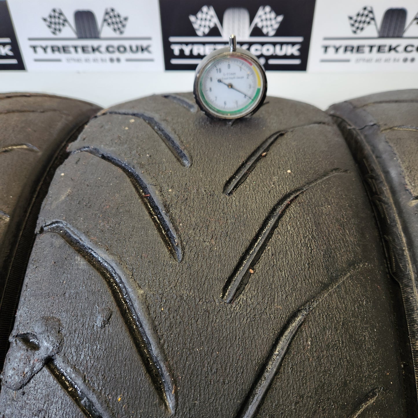 Avon ZZR 215/40/17 Semi Slick Trackday Tyres. (Set 03)