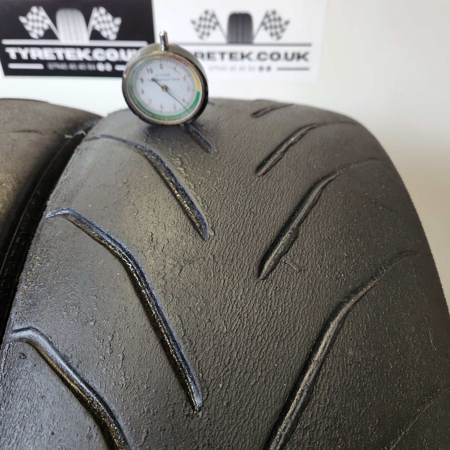 Avon ZZR 215/40/17 Semi Slick Trackday Tyres. (Set 03)