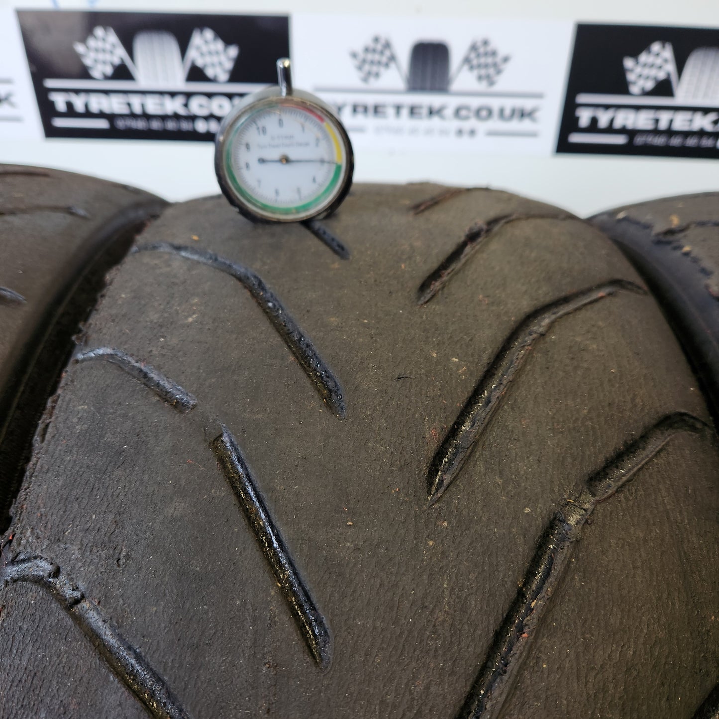 Avon ZZR 215/40/17 Semi Slick Trackday Tyres. (Set 03)