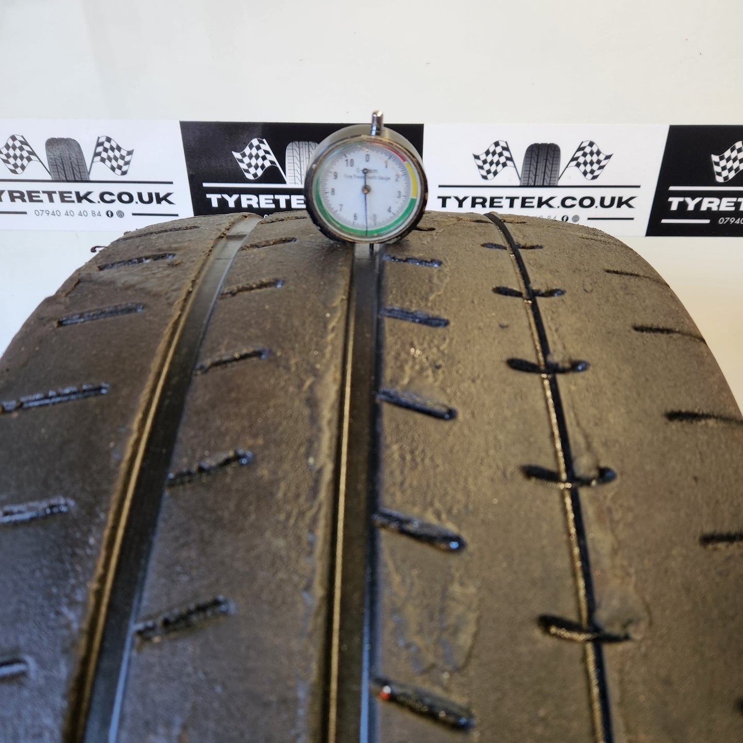 Yokohama A052 265/35/18 Trackday / Semi Slick Tyres (One Only)