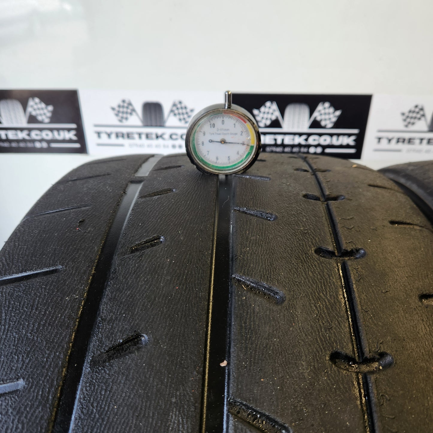 Yokohama A052 265/35/18 Semi Slicks. (Pair)