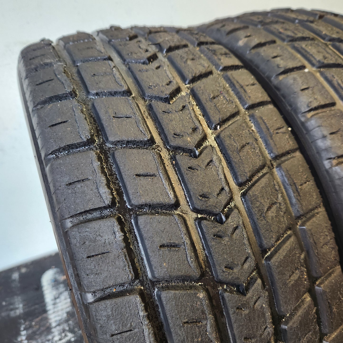 Avon 160/53/13 Wet Racing Tyres (Pair 01)