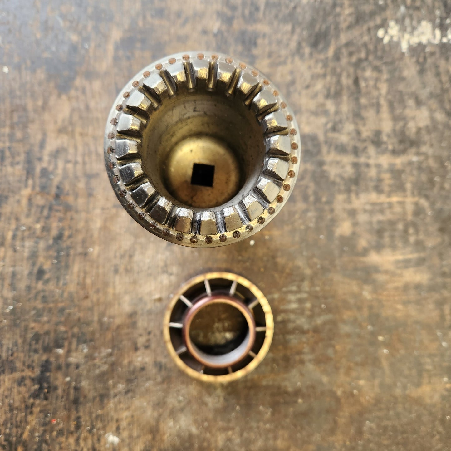 Genuine Renault 25 F1, Formula 1 Wheel Nut and Wheel Nut Gun Socket