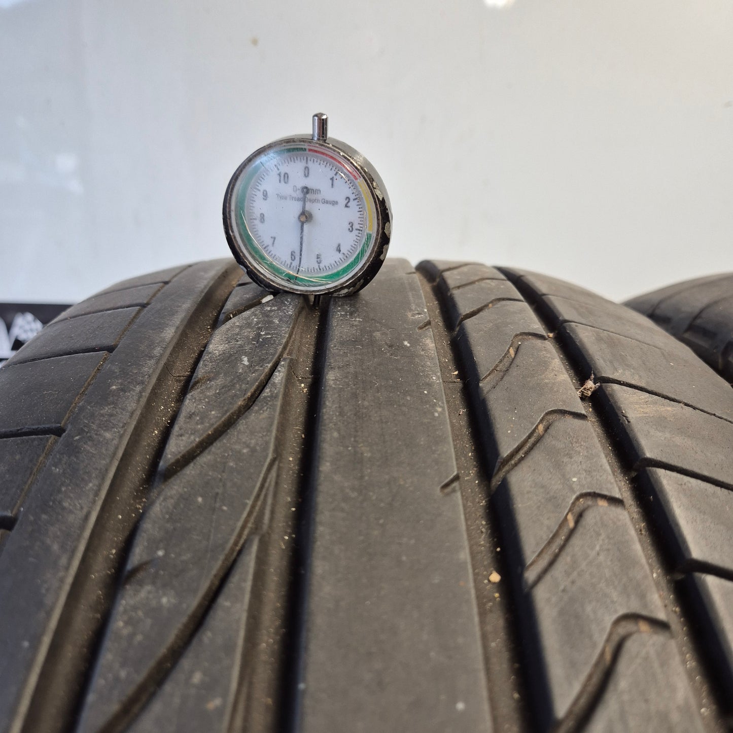 2x 255 55 R19 111H BRIDGESTONE DUELER H/P SPORT AO 5.5MM