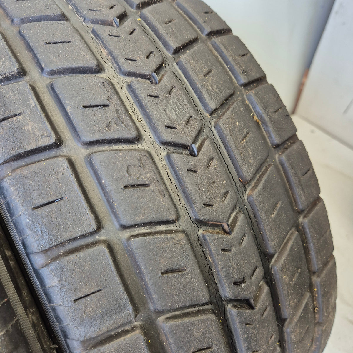 Avon 180/565/13 Wet Racing / Trackday Tyres (Pair)