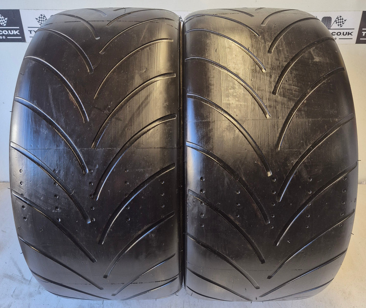 Pirelli 280/660/18 Intermediate Racing Tyres - New (PAIR)