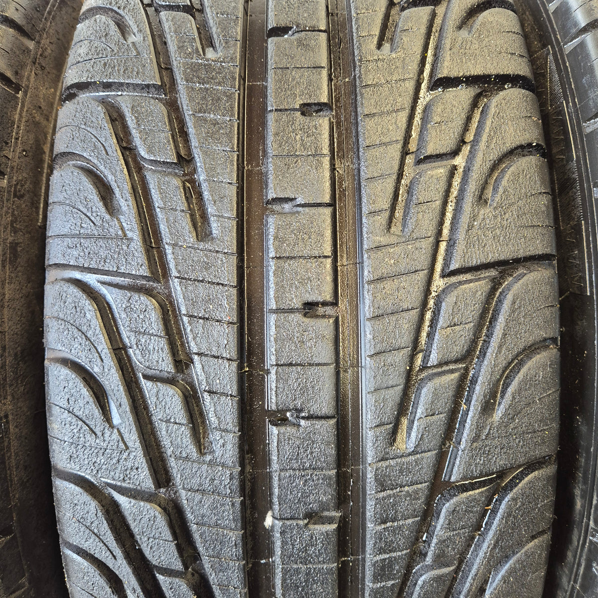 Michelin 18/58/15 (195/50/15) P2L Racing Wet Tyres.