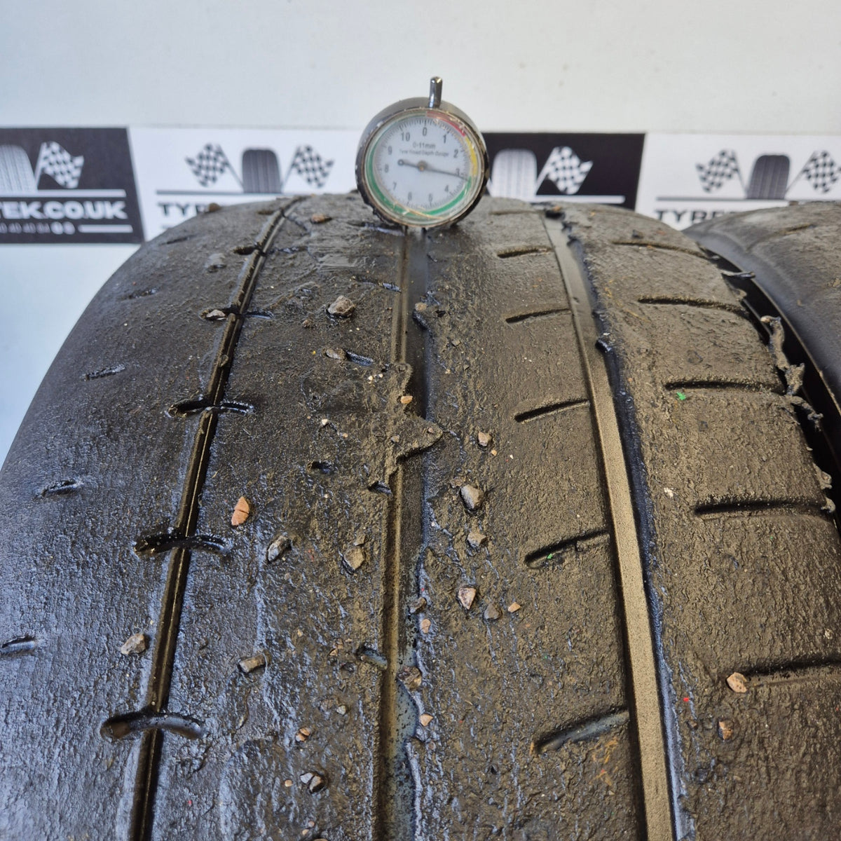 Yokohama Advan A052 245/40/18 Semi Slicks