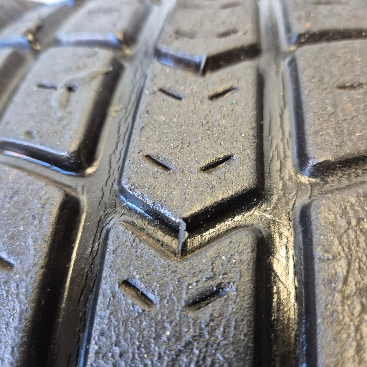 Avon 160/53/13 Wet Racing Tyres (Pair)