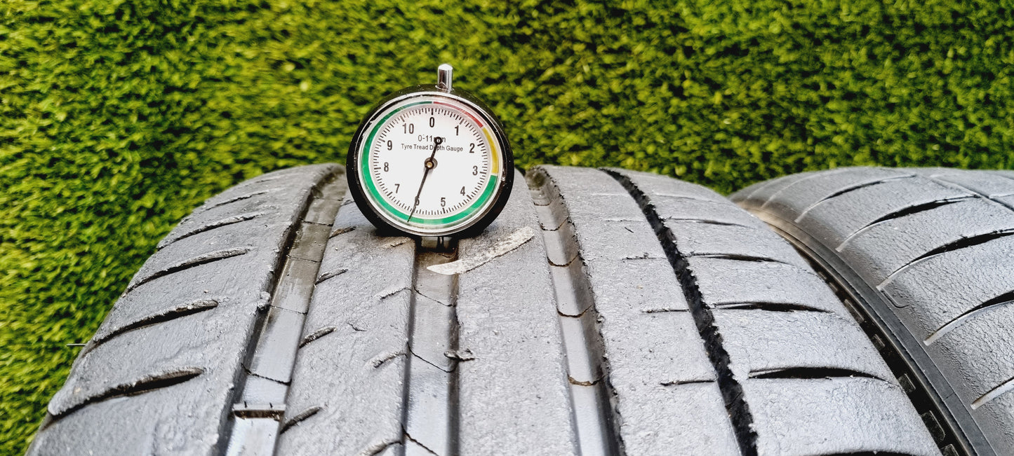 Michelin Pilot 4S 245/35/20 - 6mm tread. Several available. Price is per tyre.