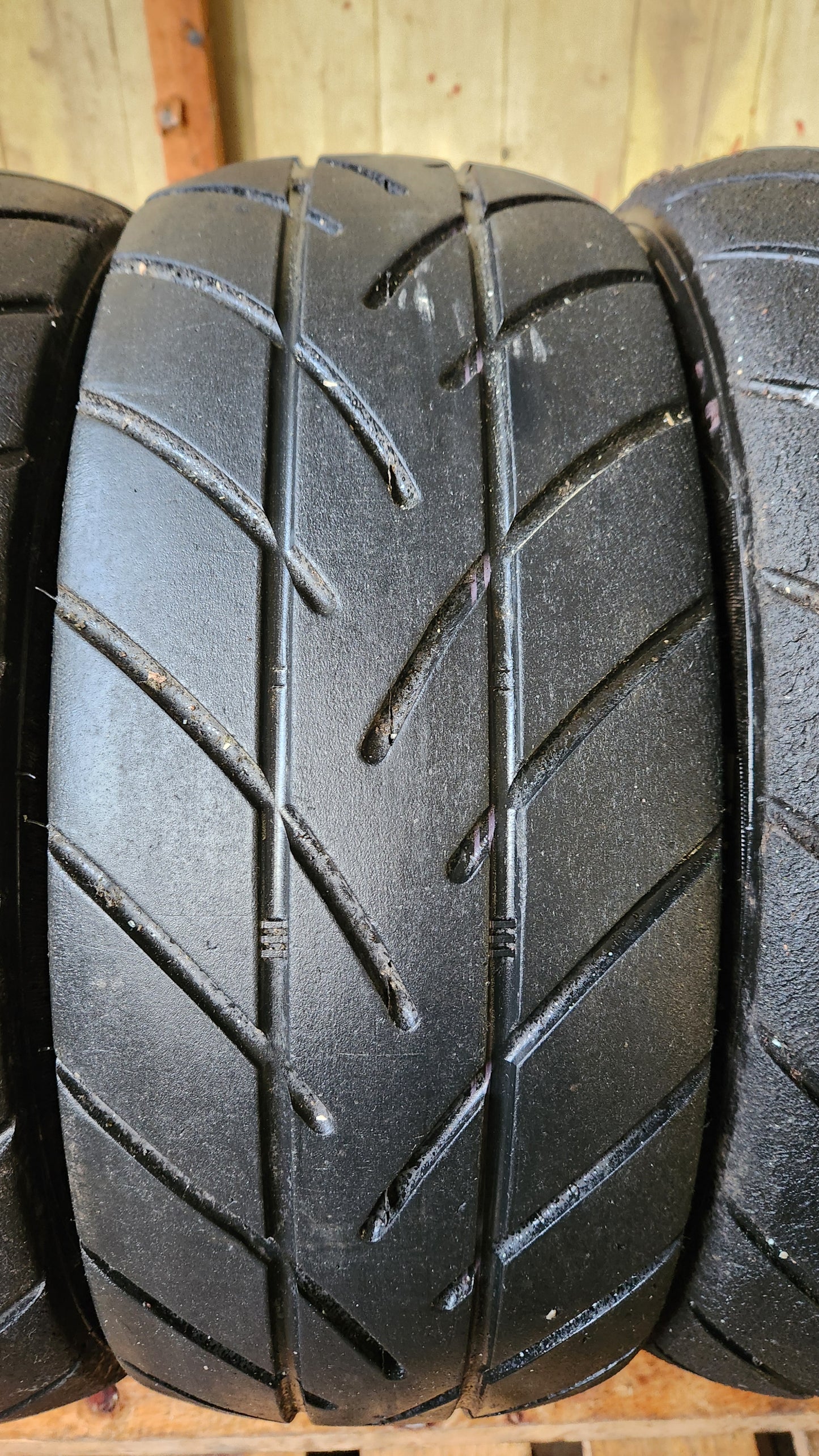 MRF ZTW 195/58/15 (205/50/15) Race Wet Tyres (Set of 4). Superb!
