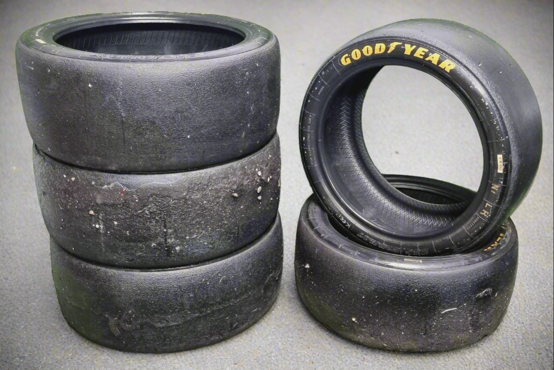 Goodyear (Dunlop) 245/65/18 Medium Compound Slicks. Tyretek