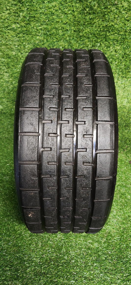 Avon 6.5/21.0/13 Wet Racing Tyres. One only