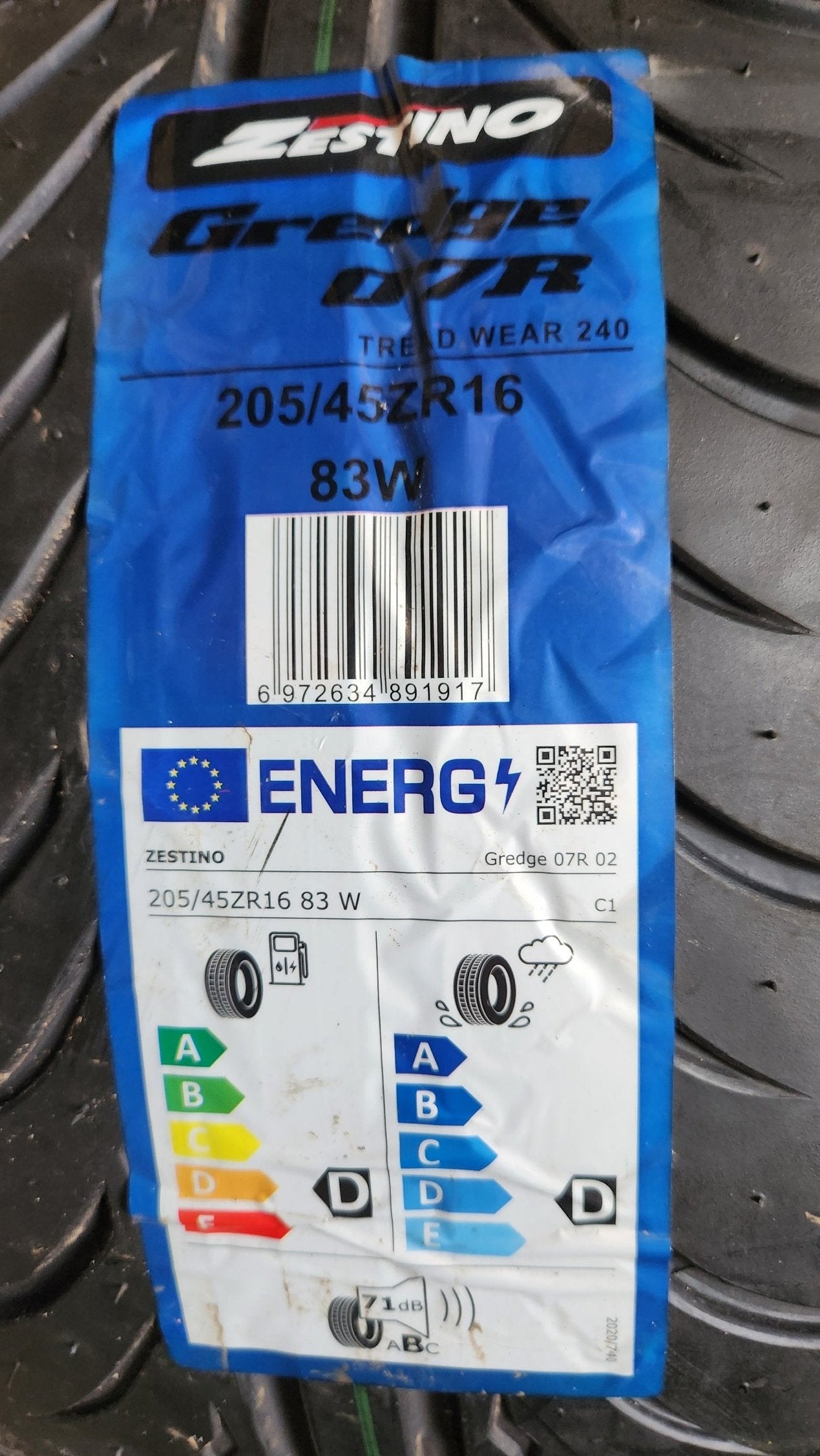 Zestino Gredge 07R 205/50/15 Semi Slick Tyres. Set of 4, New.