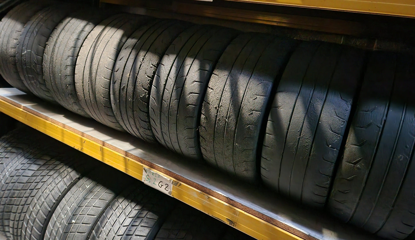 Kumho V70A 215/45/17 Trackday Semi-Slicks