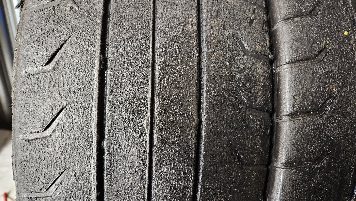 Kumho V70A 215/45/17 Trackday Semi-Slicks