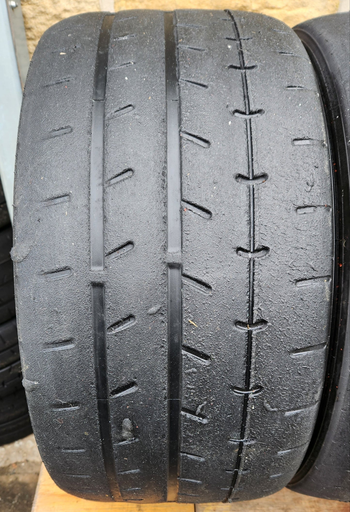 Yokohama A052 255/35/18 Trackday Semi Slick Tyres (Set of 4)