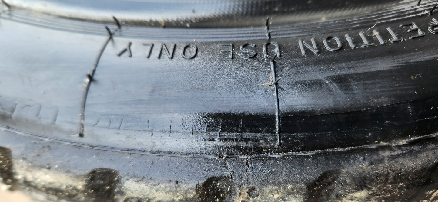 Goodyear (Dunlop) 235/61/17 Racing Wets (Set 01)