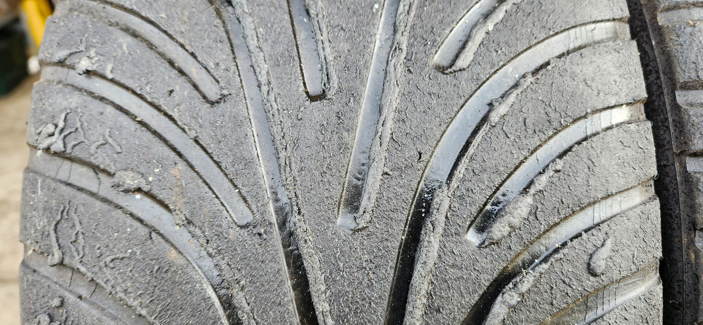 Goodyear (Dunlop) 235/61/17 Racing Wets (Set 02)
