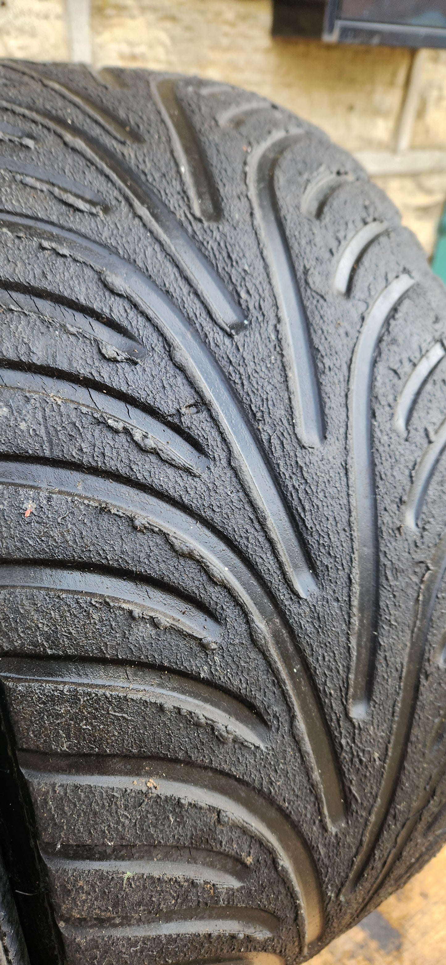 Goodyear (Dunlop) 235/61/17 Racing Wets (Set 02)