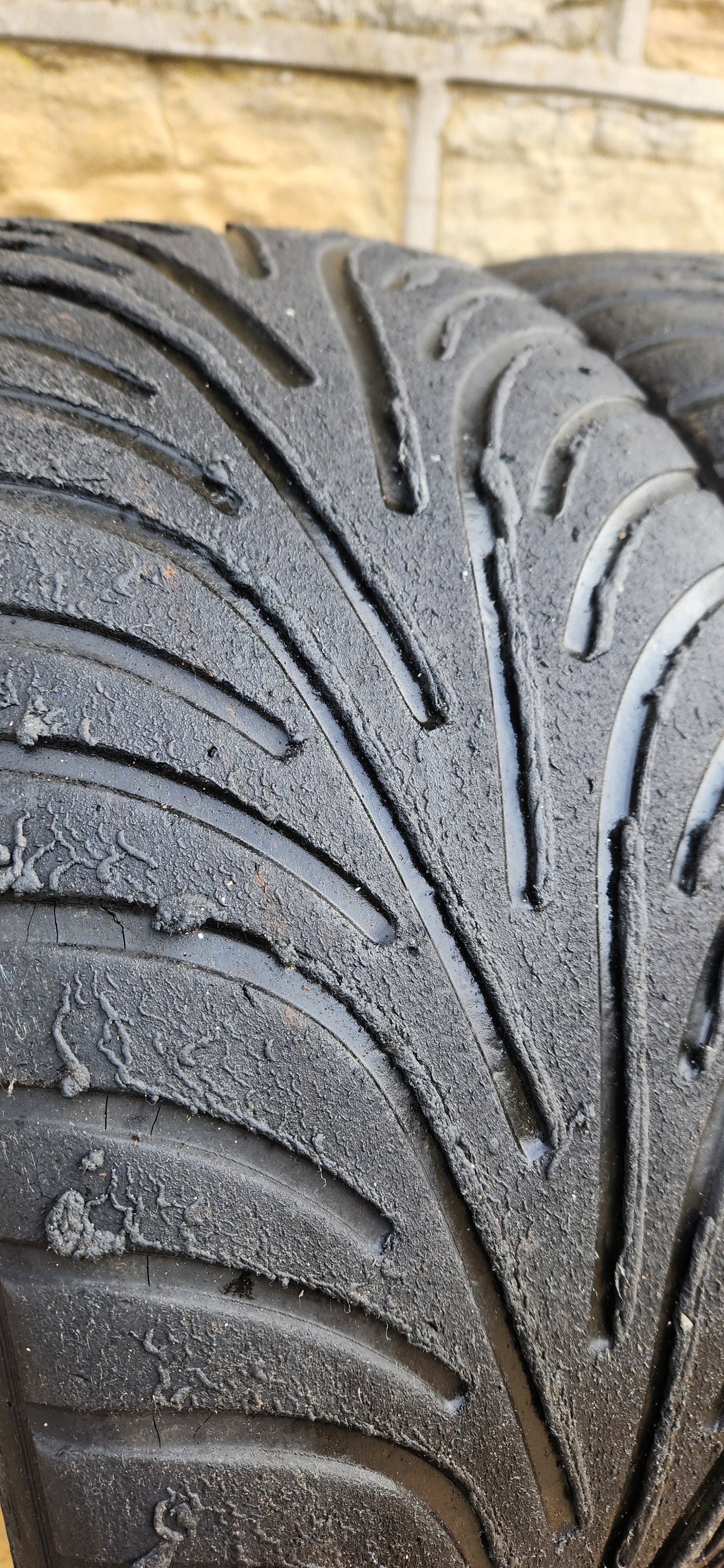 Goodyear (Dunlop) 235/61/17 Racing Wets (Set 02)