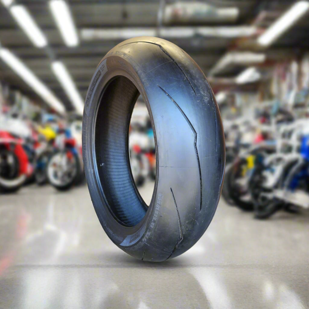 Pirelli Diablo Supercorsa SP 200/55/17. New. (N7)