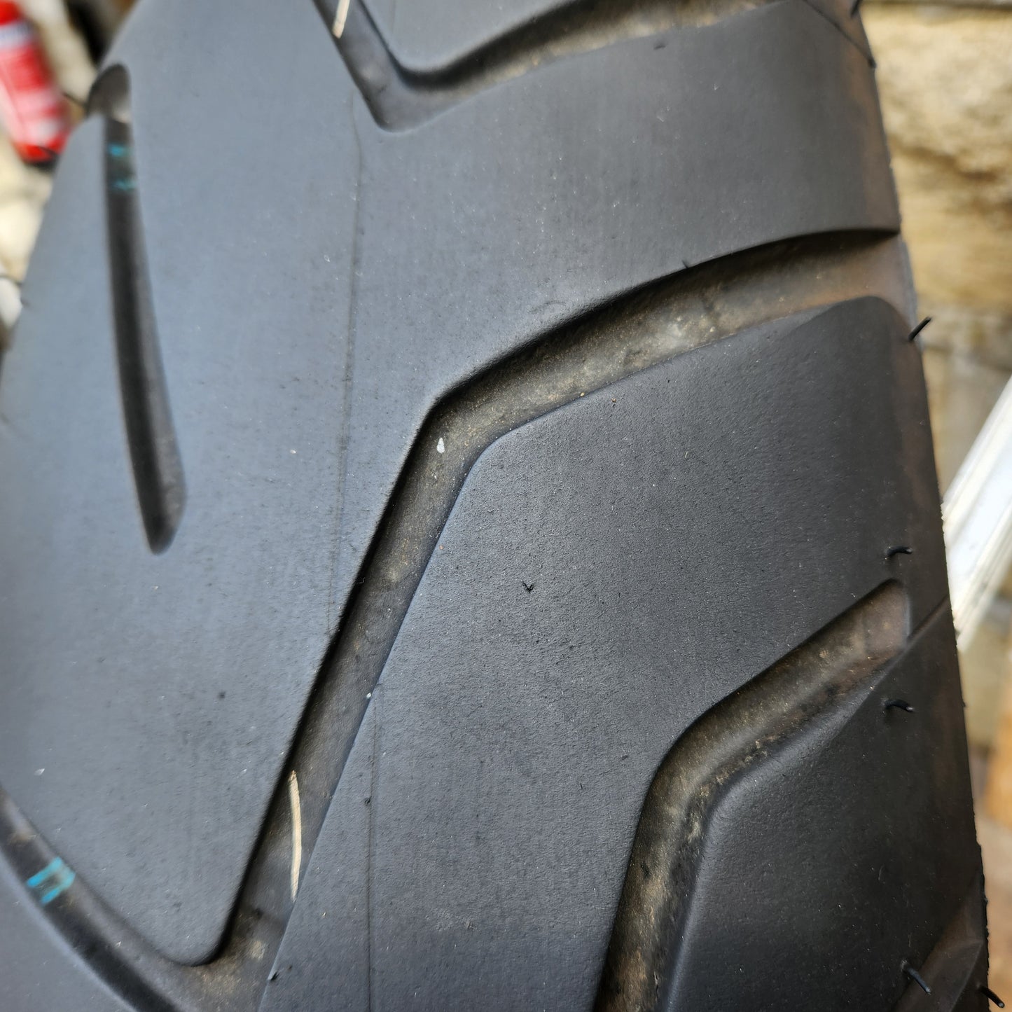 Bridgestone Battlax Adventure A41R 170/60/17. U25