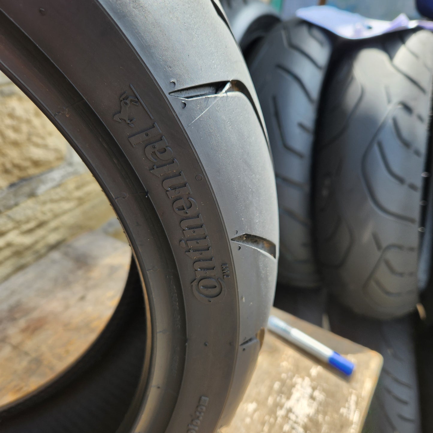 Continental ContiRoad 180/55R17. U29