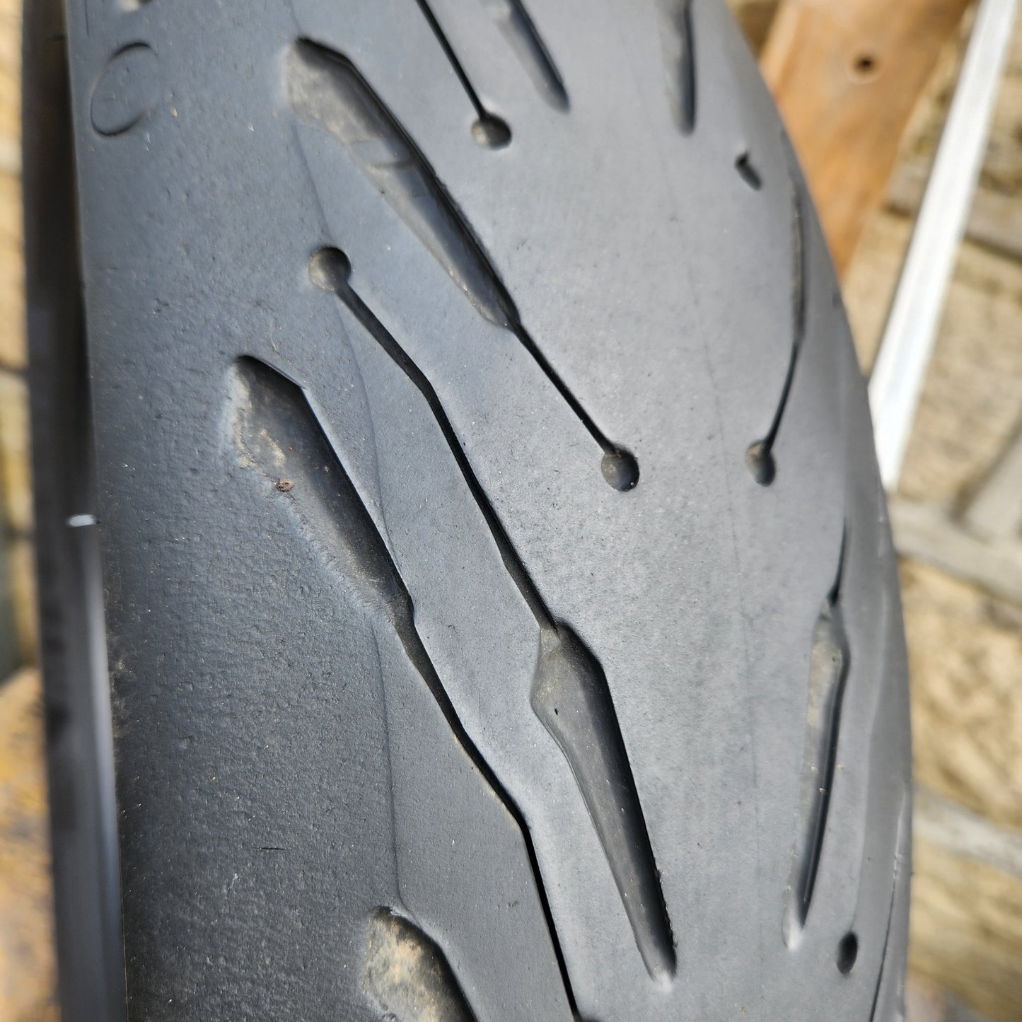 Michelin Road Trail 5 2CT+ 150/70R17. U30