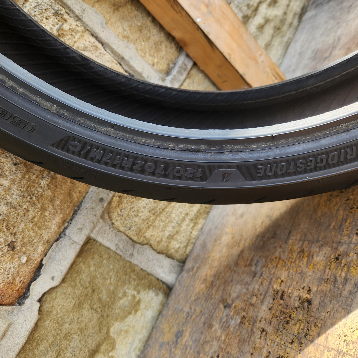 Bridgestone Battlax Hypersport S23 120/70/17 (U40)