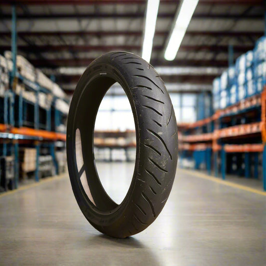 Bridgestone Battlax Sport Touring T32 120/70/17. (U60)