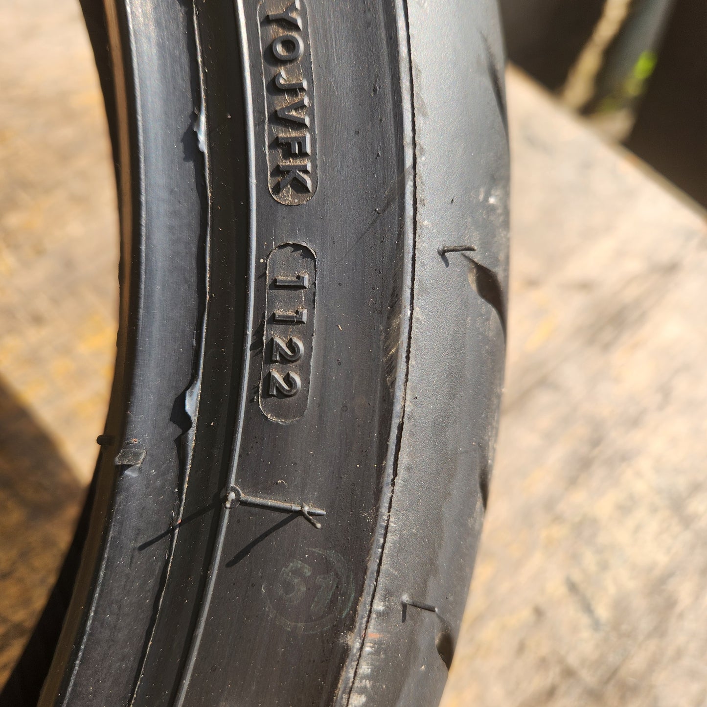 Bridgestone Battlax Sport Touring T32 120/70/17. (U60)
