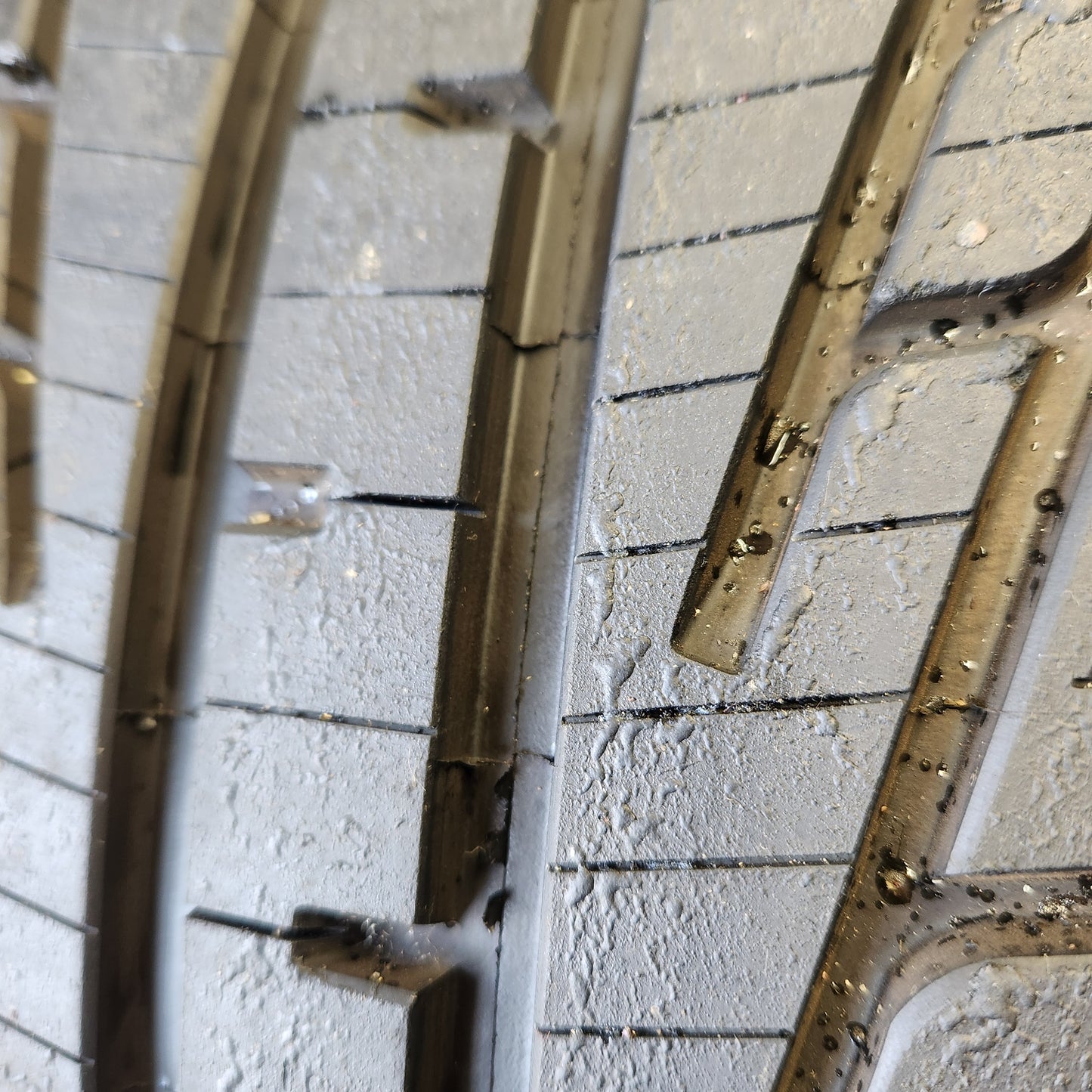 Michelin 18/58/15 (195/50/15) Wet Racing Tyres. (4 Tyres) SET 01