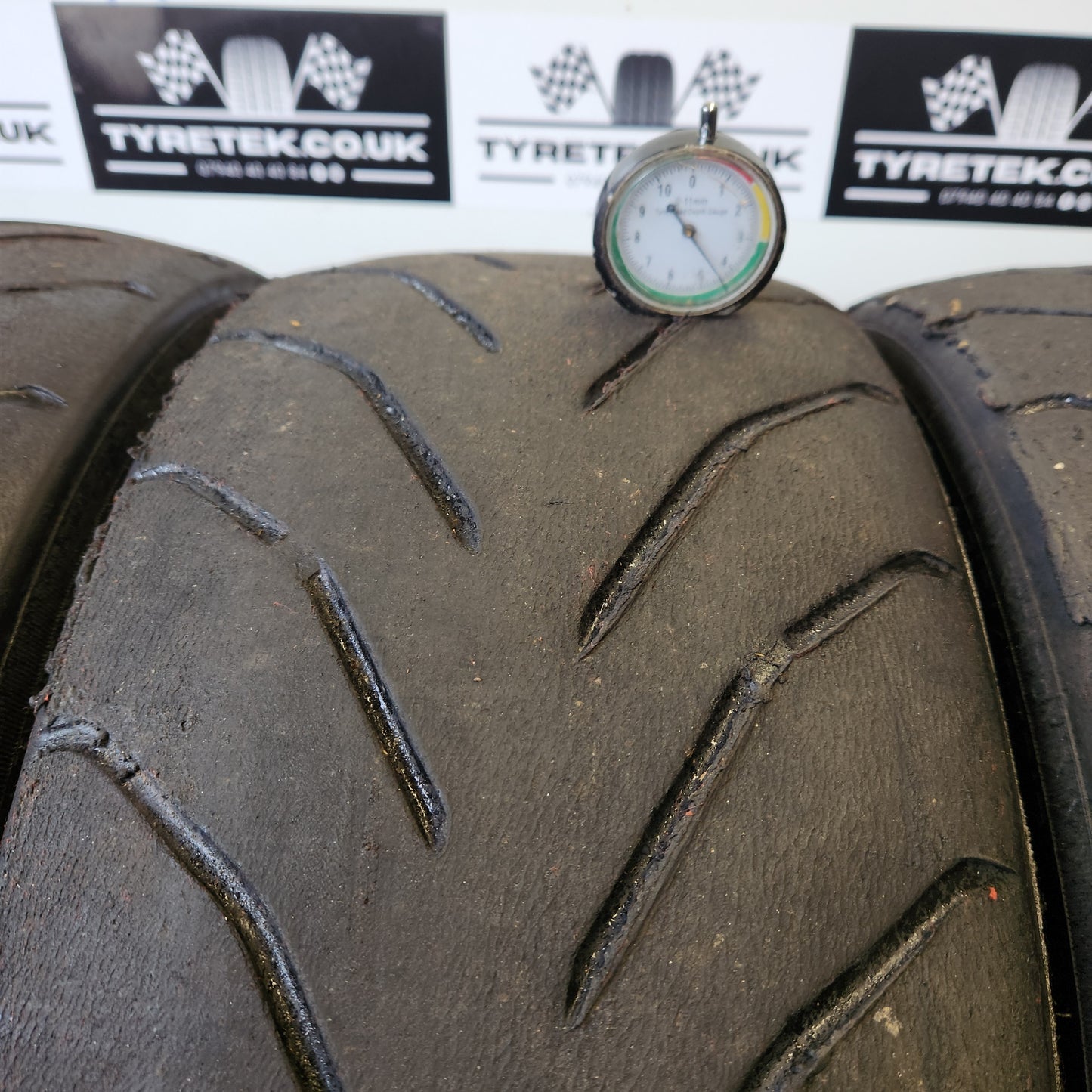 Avon ZZR 215/40/17 Semi Slick Trackday Tyres. (Set 03)