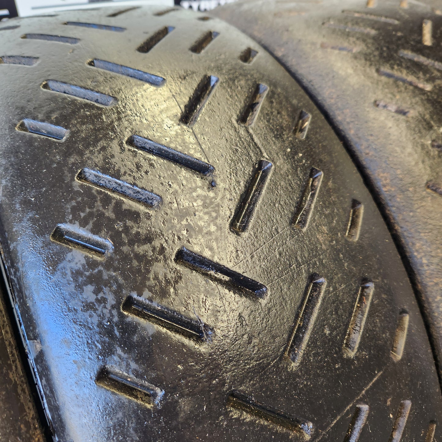 Yokohama 190/625/17 A006T Medium Compound Semi Slicks (Set of 5)